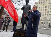 Суд в Вологде постановил убрать памятник Сталину