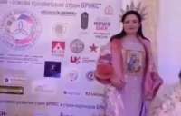 СК попросили проверить платья с изображением Богородицы, представленные на саммите БРИКС