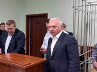 Томичи возмущены: отремонтированный дом признали аварийным