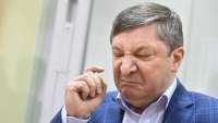 Жажда наживы на грани предательства