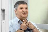 Осужденный генерал Халил Арсланов стремится избежать тюрьмы, отправившись на фронт