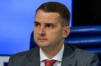 Ярослав Нилов выдвинул предложение увеличить штрафы за хулиганство на борту самолётов до 10 тысяч рублей