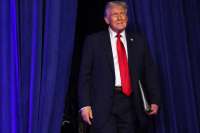 Трамп лишил Байдена доступа к секретным данным