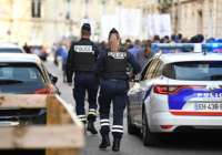 Рядом с резиденцией премьер-министра Франции произошло возгорание автомобиля, которое стало причиной взрыва