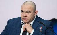 Мэр Невинномысска всех вокруг оскорбляет и поддерживает войну