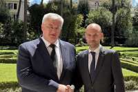 Французский министр Барро встретился с украинским министром Сибигой в Анталии