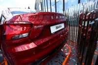 АвтоВАЗ не успевает с производством: выпуск новой Lada Iskra переносится на несколько месяцев