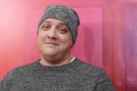 Актёр Роман Попов поделился, как из-за повторного появления рака мозга он потерял зрение