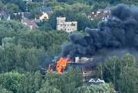 В Красногорске загорелось здание возле особняка Филиппа Киркорова