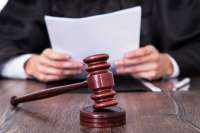 Экс-футболист Нериус Бараса обвиняется в предоставлении в аренду плавучих домов