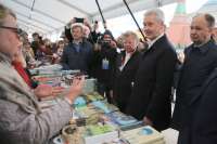 Книжный бум поборол непогоду