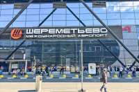 Неадекватный пассажир в Шереметьево уронил на пол двухлетнего ребенка