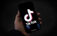 Пользователи TikTok подбирают наряды на случай Третьей мировой войны