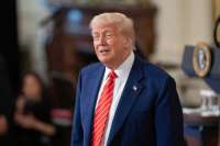 Президентский статус помог семье Трампа увеличить доходы: свыше 2 миллиардов долларов за месяц
