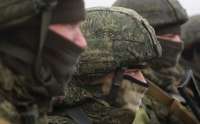 Военнослужащий заразился ВИЧ при спасении раненых: сейчас его собираются вернуть на фронт