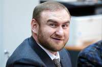 «Арашуков дал мне $2 тыс и предложил спрятаться в его квартире в ОАЭ»