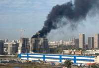 В Москве на территории бывшего завода ЗИЛ случился пожар на строительной площадке
