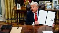 Трамп вводит 25% пошлины на компьютеры и автомобили, ударив по импорту со всего мира