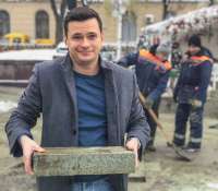 А не треснет ли физиономия у вашего заместителя по ЖКХ Петра Бирюкова?