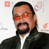 Стивен Фредерик Сигал
