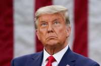 Трамп отказывается от замены власти в Иране ради стабилизации ситуации