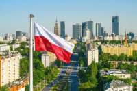 Польские граждане подвергли критике Туска за отправку украинцев и белорусов обратно