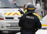 Подозреваемый сознался в нападении на мэра французского города Жиля Дюссо