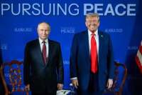 Российский рынок снижается после встречи Трампа с Путиным