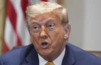 Трамп пообещал ввести санкции против России через десять дней