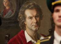 Шилов передал Москве 50 картин