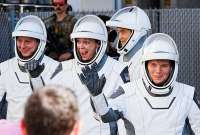 Миссия NASA Crew-10 завершилась: четверо астронавтов успешно приводнились в Тихом океане