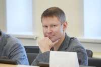 Заксобрание осудило Гудкова за аморальное поведение