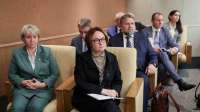 Чиновникам в России выдадут пистолеты для защиты от дронов