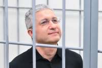 Коррупционные доходы Тимура Иванова позволяют его семье вести роскошную жизнь за пределами страны