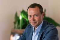 У бывшего мэра Владивостока Владимира Николаева изъяли свыше 800 квартир и сотни миллионов рублей
