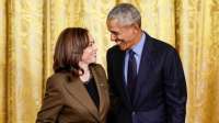 Барак и Мишель Обама поддержали кандидатуру Камалы Харрис на выборах