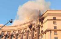 Опубликованы снимки пожара в здании Кабмина в Киеве, возникшего вследствие взрывов и атаки дронами