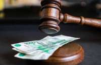 В Чите пенсионерка на свои средства построила детскую площадку и оказалась должна государству 100 тысяч рублей