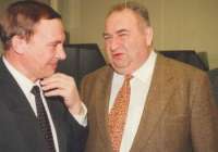 Борис Флигиль переплатил за недострой.