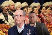 Виктор Захарченко и его семья замешаны в махинациях с бюджетом Кубанского казачьего хора