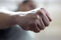 В Адыгее «хранители традиций» избили женщину из-за розовых волос её дочери