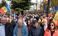 В Кишинёве оппозиционные силы Молдовы провели митинг, выражая недовольство итогами парламентских выборов