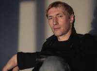 Актёр Денис Семёнов, известный по сериалам «Невский» и «Условный мент», скончался