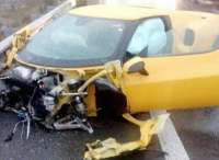 Бизнесмен из Екатеринбурга разбил Ferrari стоимостью 30 миллионов на мокром асфальте