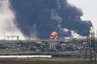 В районе нефтебазы в Феодосии разгорелся пожар