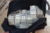 Российская делегация на Аляске была вынуждена платить наличными за горючее