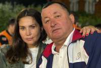 Отец мэра Уфы Рафил Мавлиев создает долги, чтобы забрать компании Эльвиры после развода