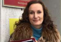 Глава поселка, который ударил активистку, выиграл в суде 5000 рублей за использование слова «преступник»