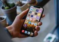 Пользователям Apple в России придется устанавливать MAX в обязательном порядке