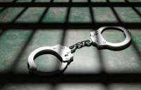 Заключенный за убийства бывший сотрудник МВД Андрей Яхнев получил особые привилегии благодаря дружеским отношениям с Алексеем Комковым